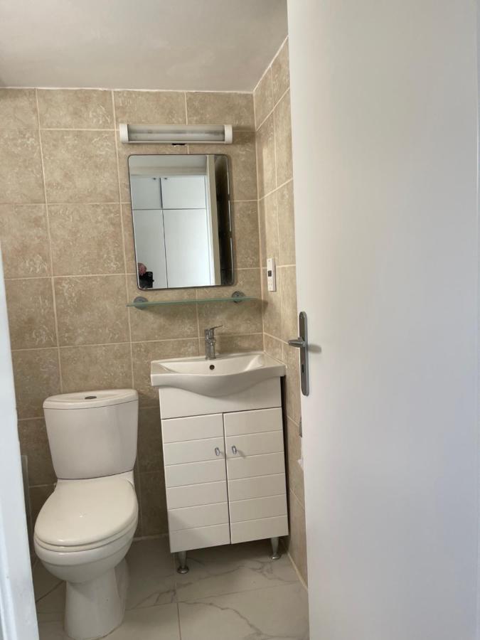 Beachfront Villa - Dasaki Larnaca Luaran gambar