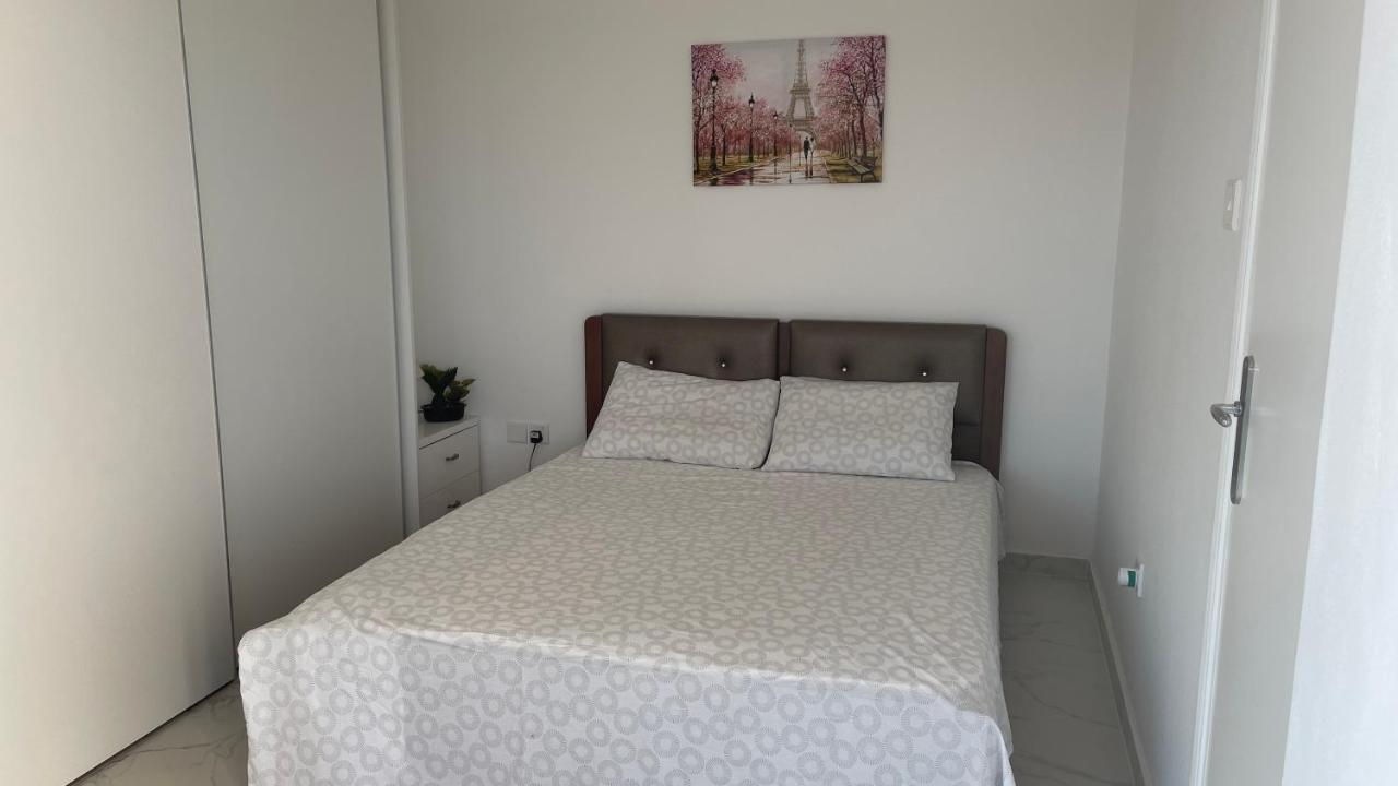 Beachfront Villa - Dasaki Larnaca Luaran gambar
