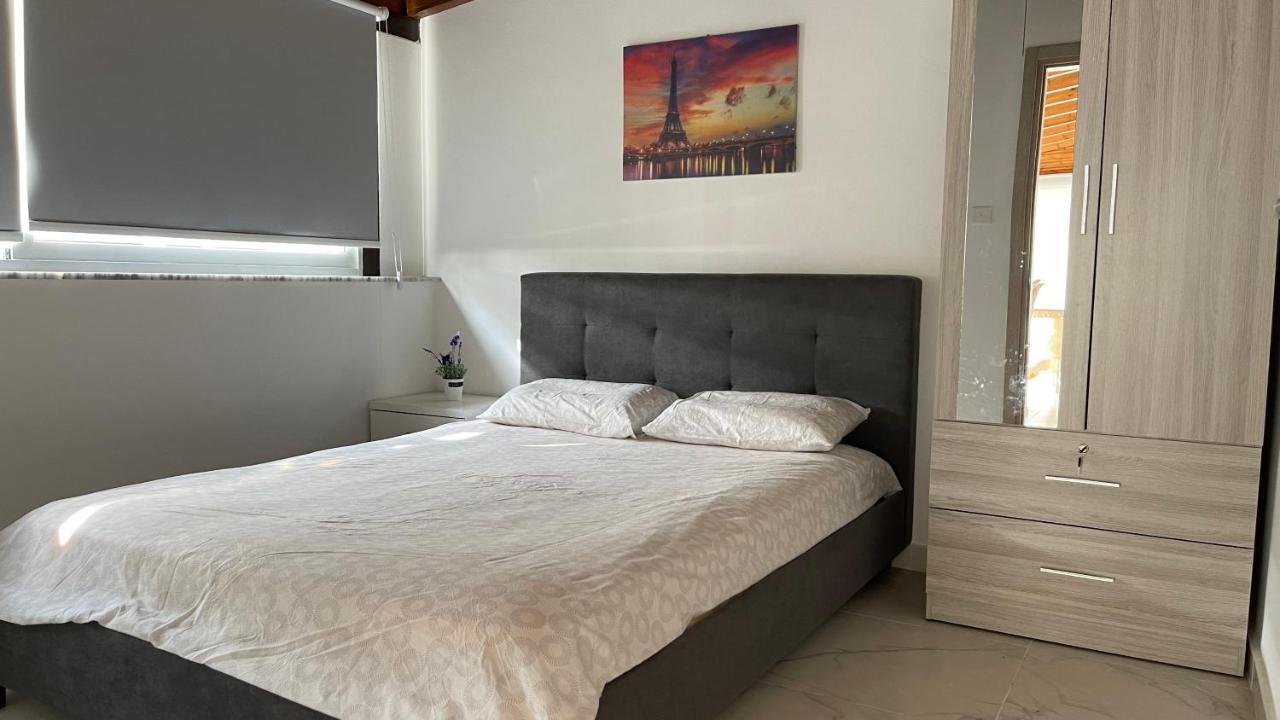 Beachfront Villa - Dasaki Larnaca Luaran gambar